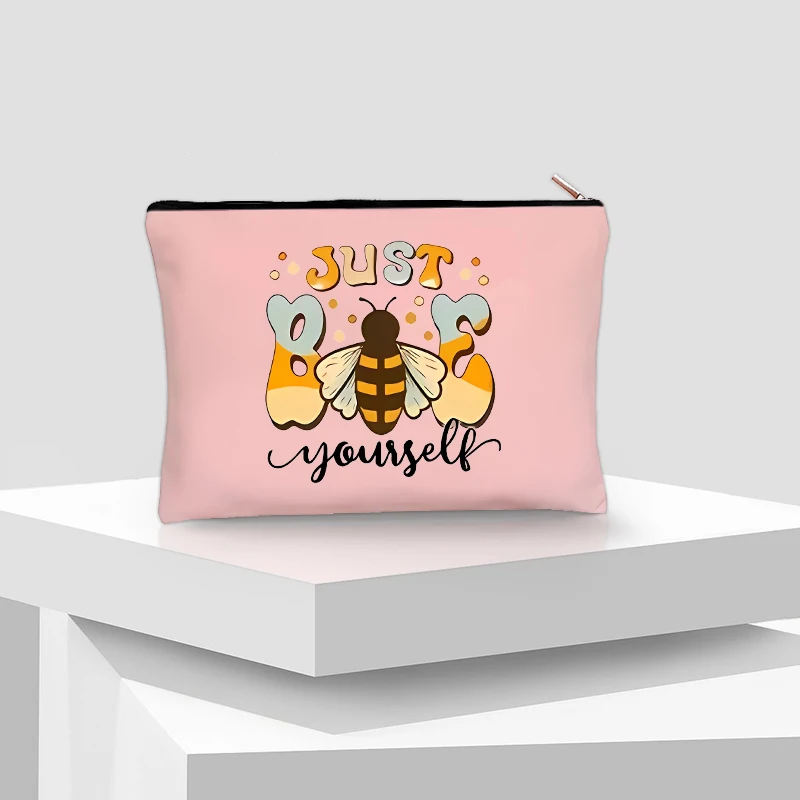 Bolsa de cosméticos de abeja de dibujos animados para damas, bolsa de maquillaje de lápiz labial de lujo, organizador de Perfume de viaje, solo sé tú mismo, monedero pequeño, embrague