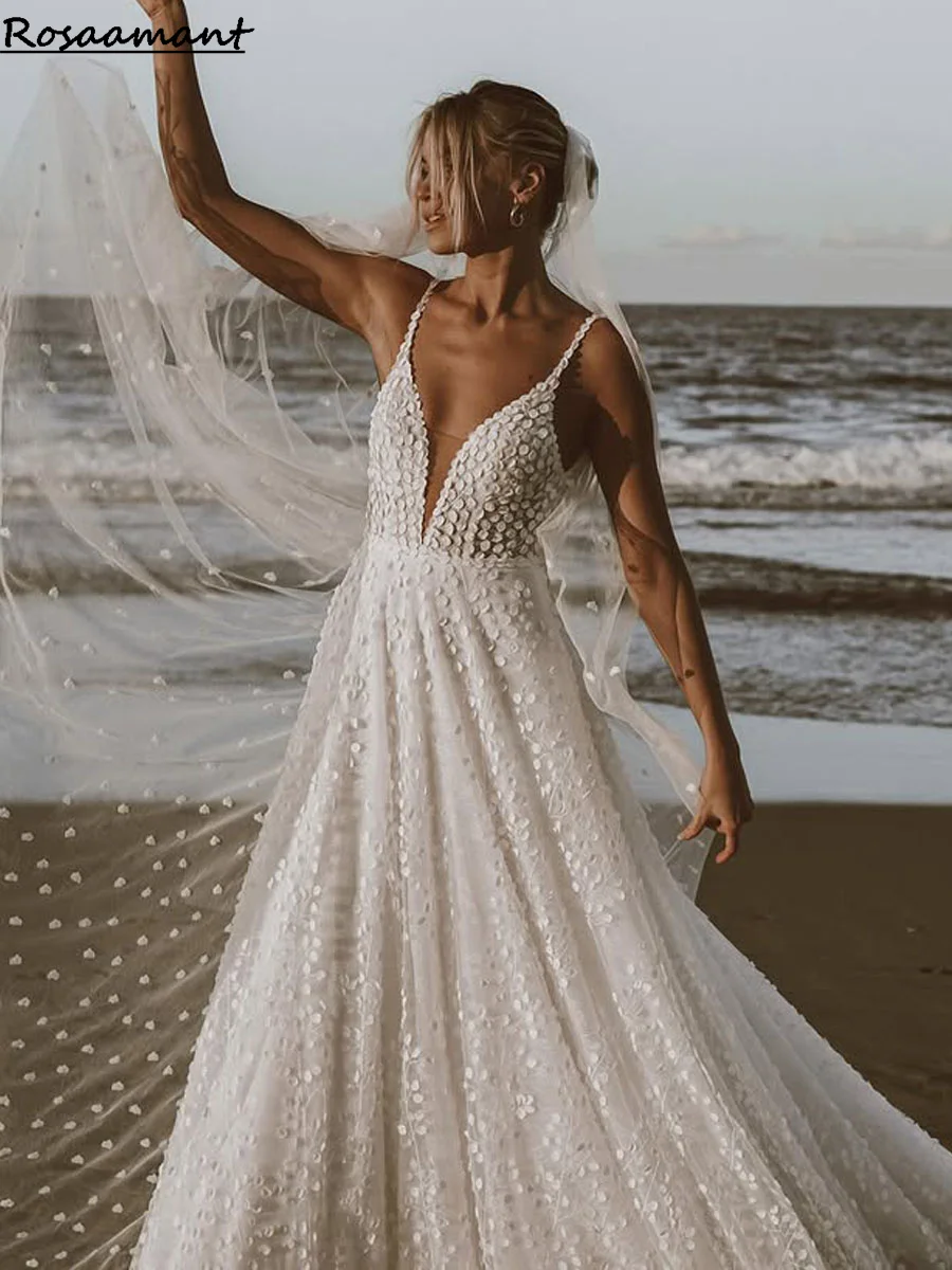 

Boho A Line Wedding Dresses Appliques Lace Spaghetti Strap Pleat Court Train Customised Vestido De Casamento