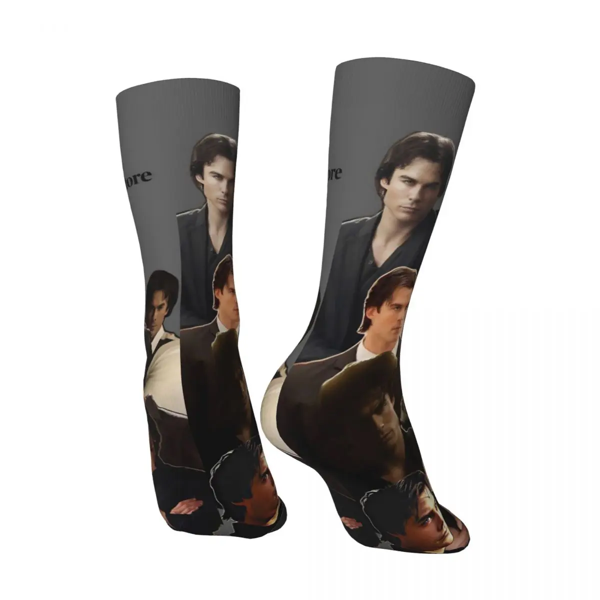 يوميات مصاص الدماء ديمون سلفاتوري المسلسلات التلفزيونية جوارب الرجال الجوارب لينة العصرية الجوارب الخريف في الهواء الطلق عدم الانزلاق جوارب مطبوعة هدية