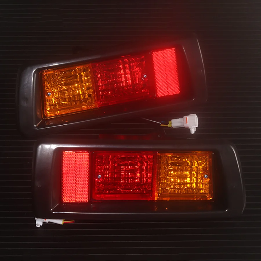

Wooeight 2Pcs Car Rear Bumper Fog Light Mark Light Reflector Tail Turn Signal Lamp For Land Cruiser Prado LC90 LC95 2700 3400