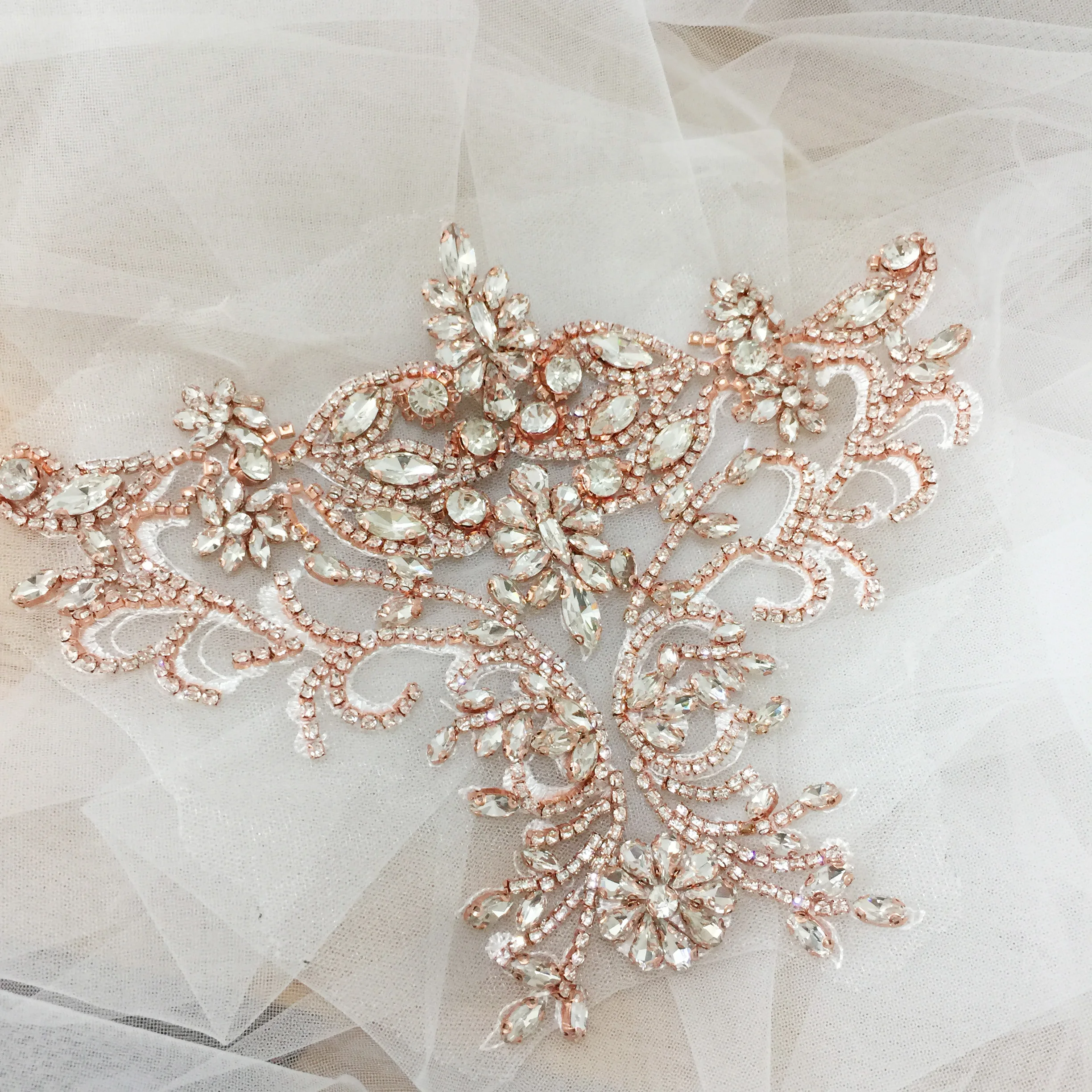 Funkelnde Strassblumen für Mäntel, Taillenbänder, Schultern, Hochzeitskleider, DIY-Accessoires – Detail 14