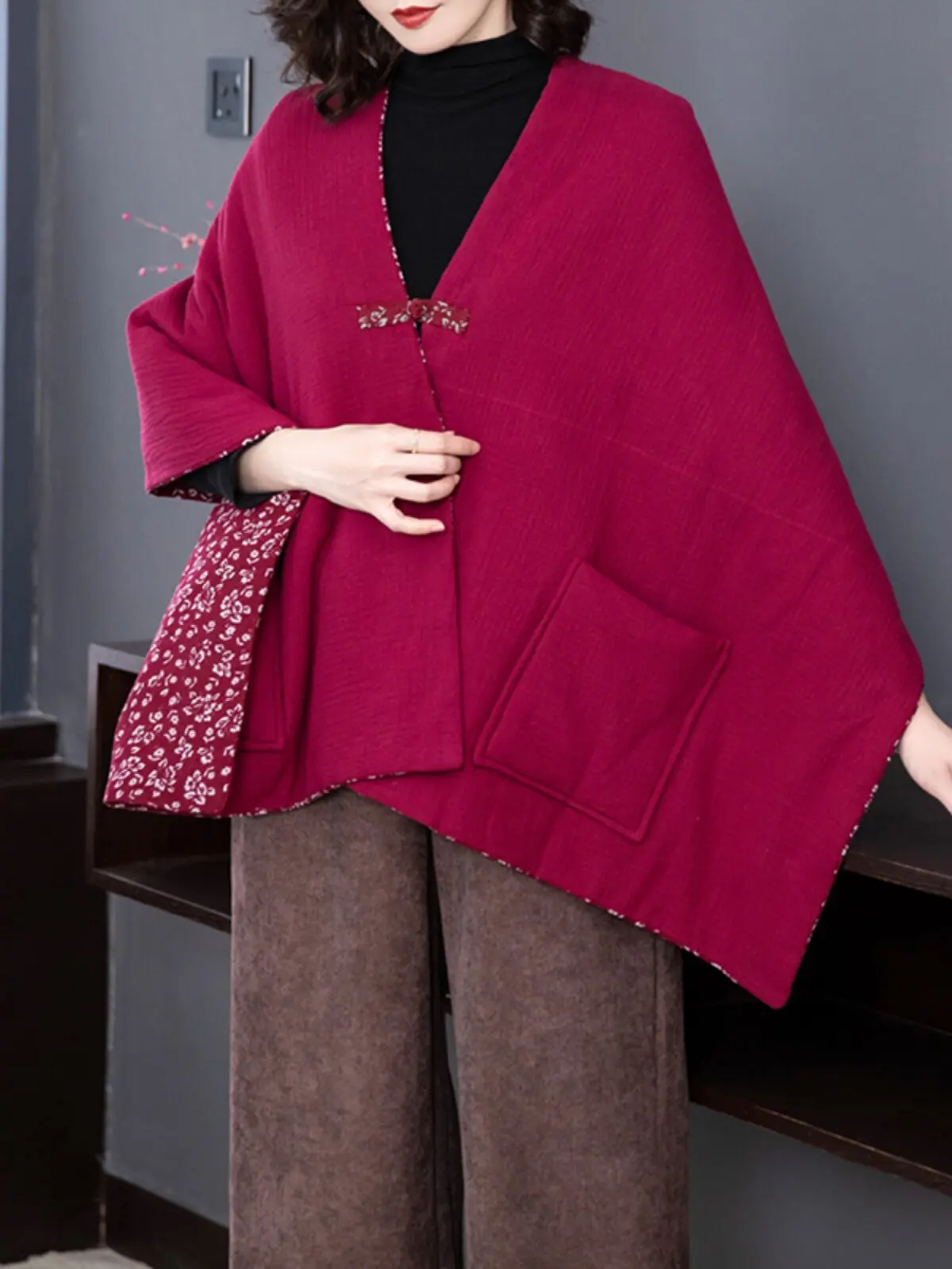 Winter Padded Coat Women Cape Poncho Hooded Thick Warm Cotton Linen Jacket Autumn Outerwear Plus Size Reversible Shoulder Cape
