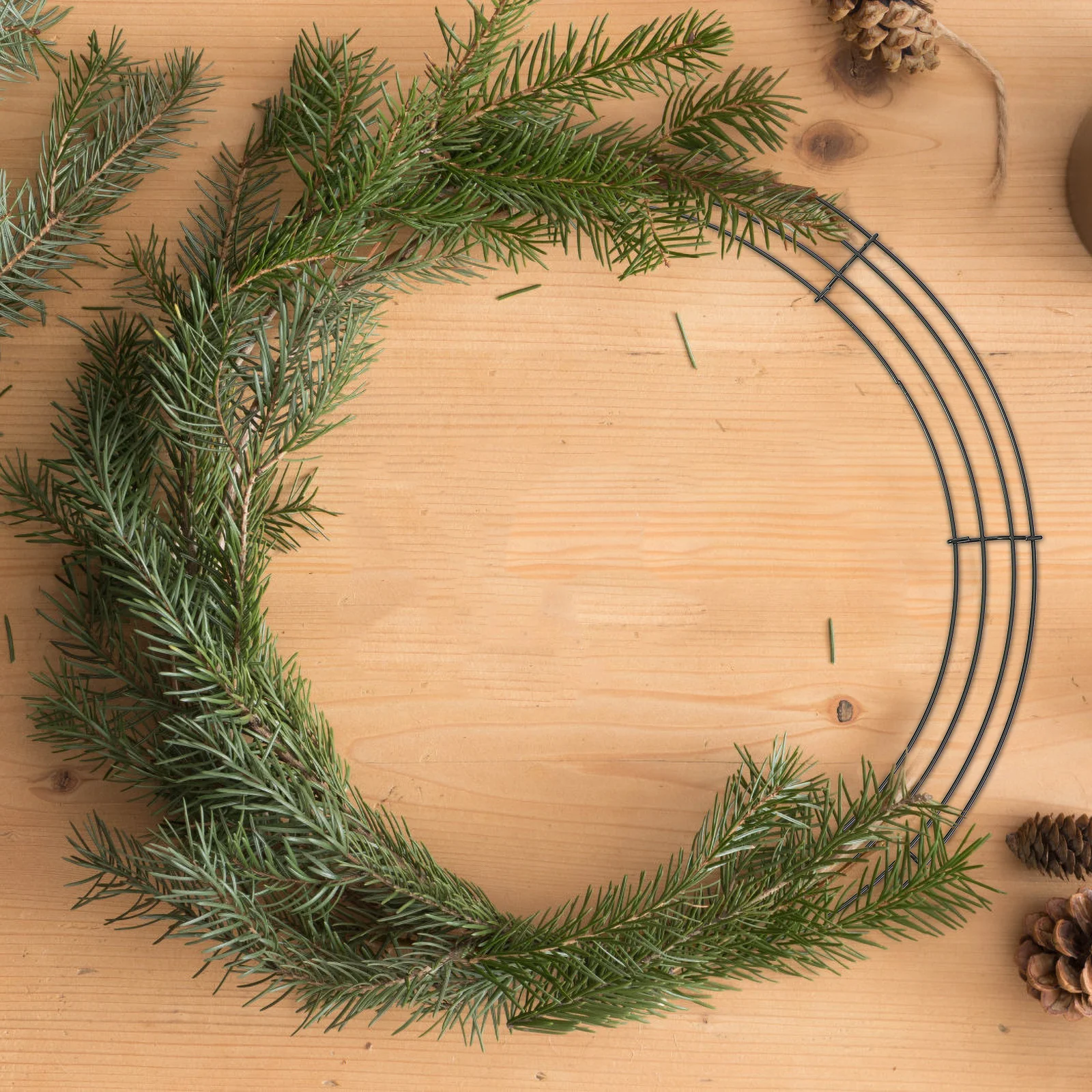 

2Pcs Christmas Wreath Accessories Metal Floral Iron Wreath Hoops DIY Garland Making Rings for Home Decoration Metal Floral