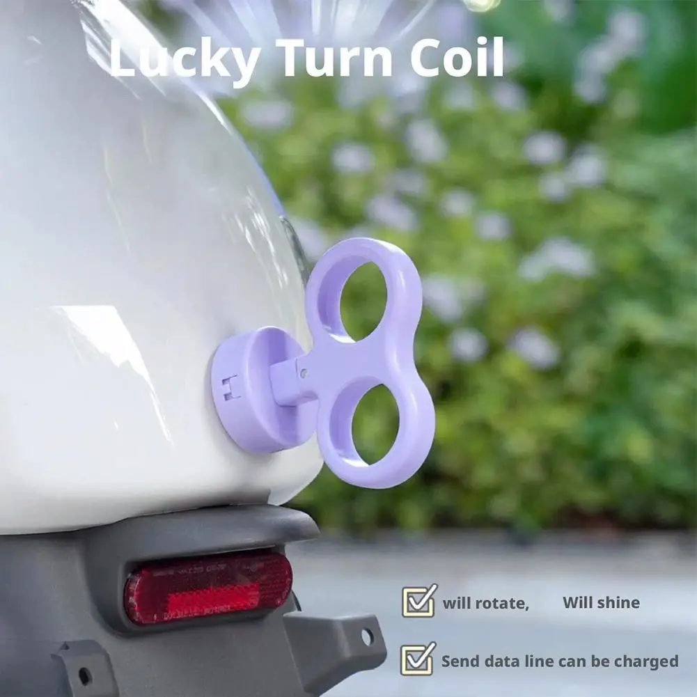 

Lucky Spin Glow Decor for Electric Vehicles Luminous Cute Spring Accessory Light-Up Car Rotating Clockwork Decoration U5R2