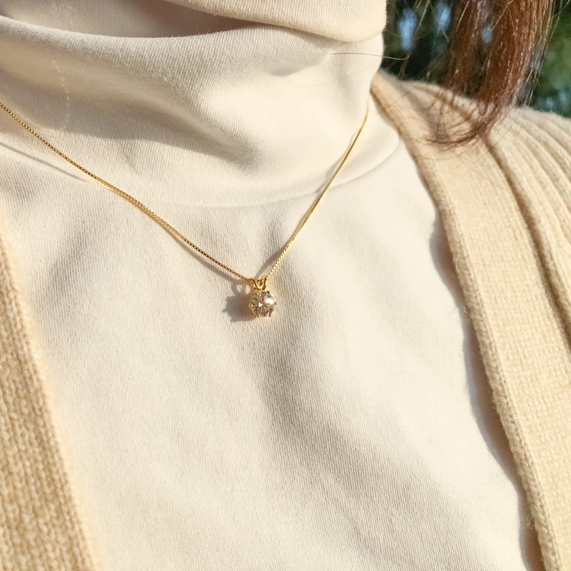 Thumbnail 3 - #7 Trending Moissanite Pendant Necklaces Right Now