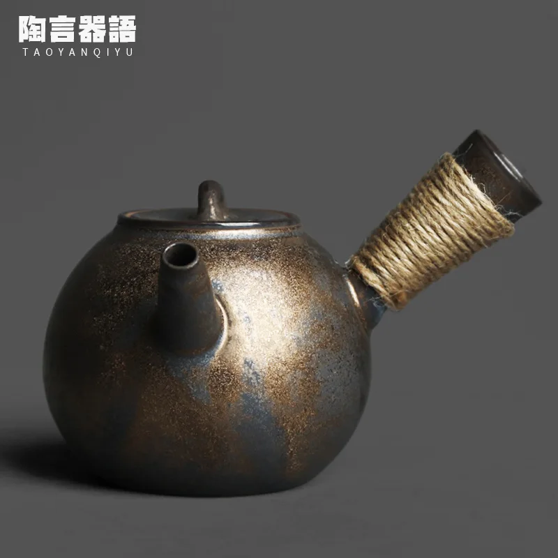 Japanese Kiln Baked Black Gold Side Handle Teapot Handmade Vintage Pottery Zen Tea Ware Personality Tea Making Pot