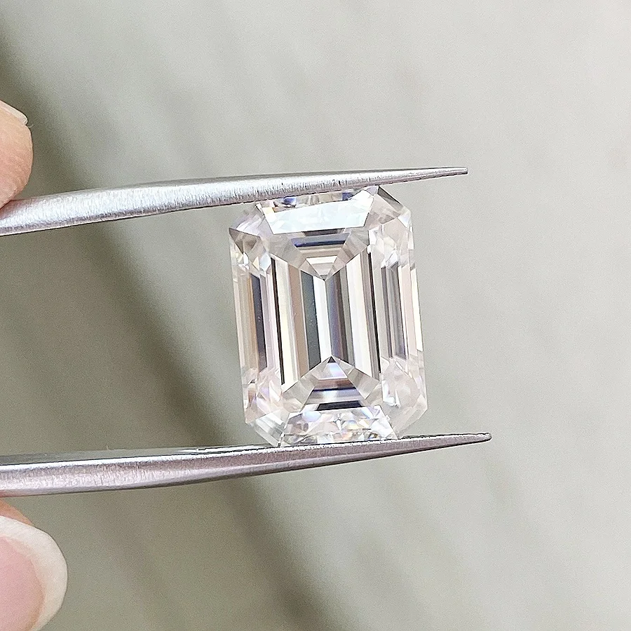 White Emerald Cut synthesis D color Moissanite Stone  VVS1 Gemstones Pass Moissanie Test II  With GRA Certificate Free Shipping