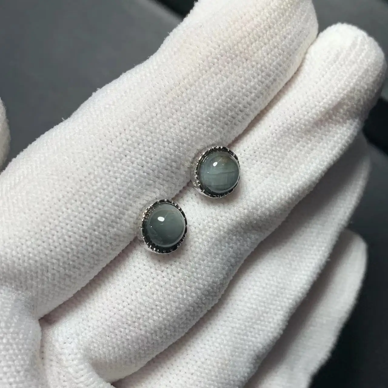 HEYYA STONE 5MM Orecchini a lobo occhio di falco naturale per le donne Orecchini in argento 925 Semplici gioielleria raffinata Pietra preziosa Stile