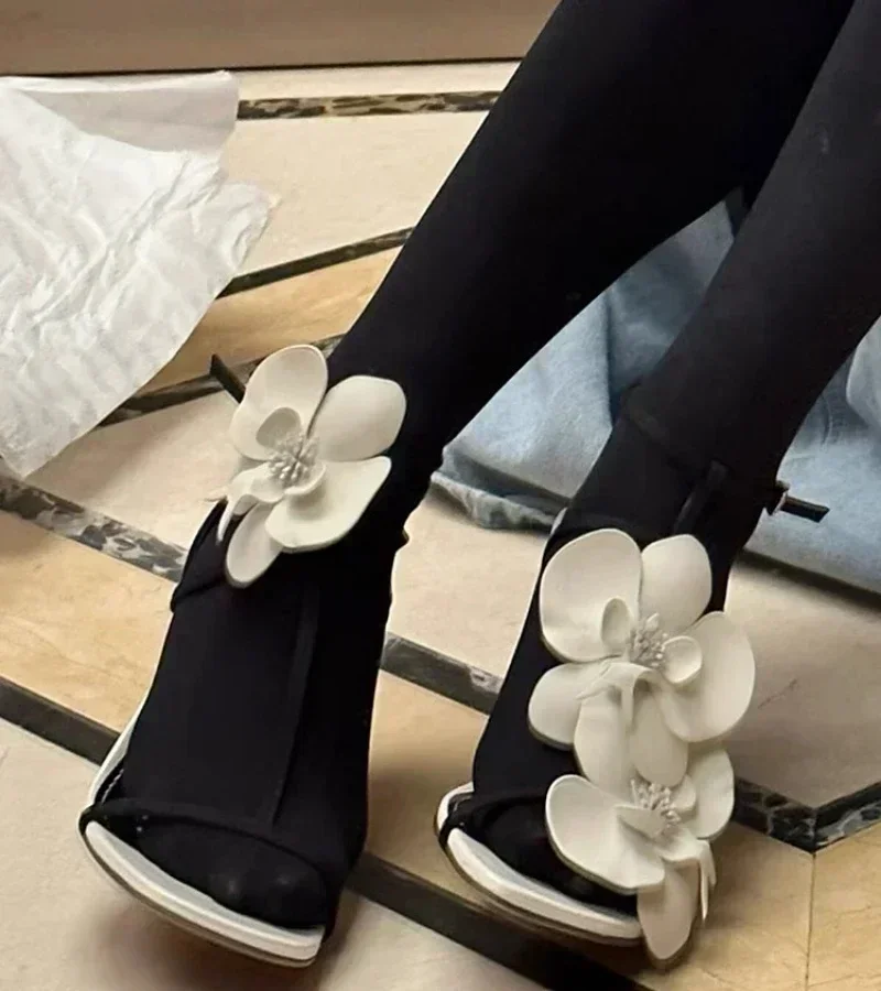 Luxury Designer Flower Heeled Sandals Women Summer Ankle Wrap Metal Buckles Thin High Heels Elegant Women Pumps Zapatos De Mujer - view 6