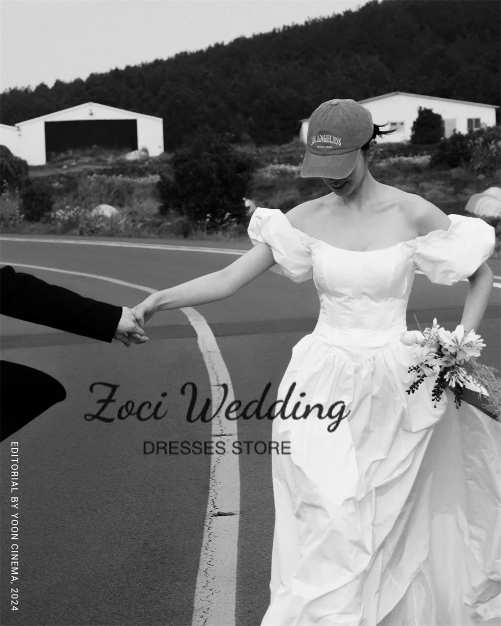 Zoci الزي البسيط فساتين الزفاف الكورية صورة تبادل لاطلاق النار التفتا قبالة الكتف مخصص ألف خط فستان حفلة رسمية الطابق ثوب الزفاف