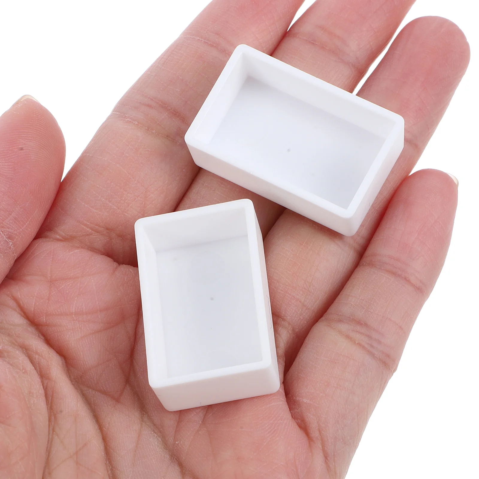 24Pcs Empty Paint Half Pans Small Silicone Palette Trays for DIY Watercolor Paint Storage Portable Mixing Containers