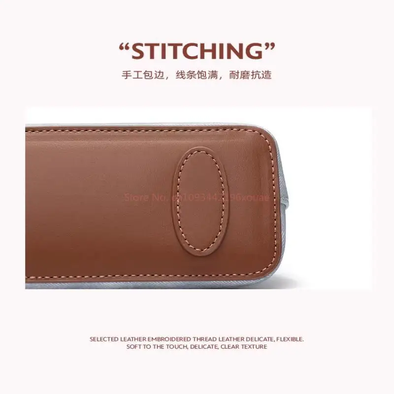 

Женская модная сумка через плечо Disney, универсальная маленькая квадратная сумка, элитный ретро-дизайн, новинка 2025, игрушка и хобби