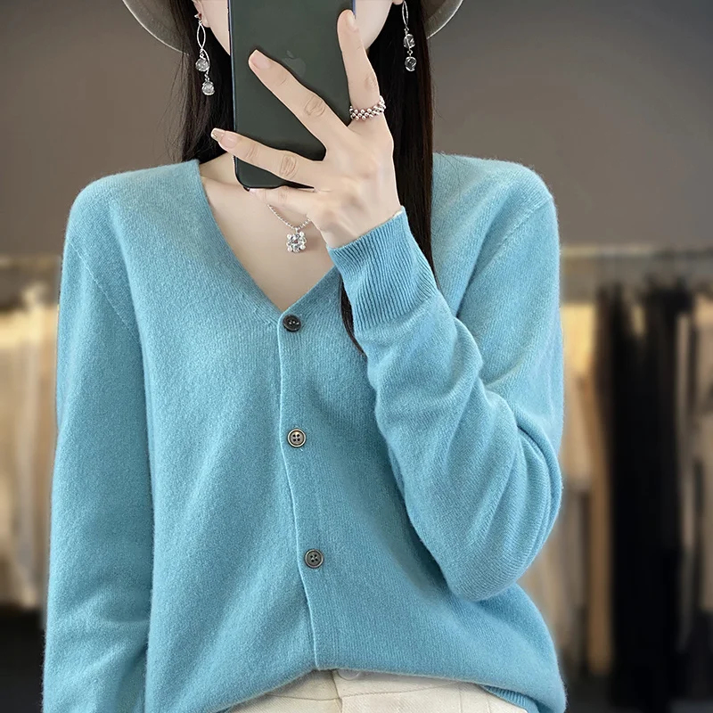 Spring, Autumn and Winter 100% Merino Wool Women's V-Neck Sweater Cardigan Basic Long-sleeved Knit Cardigan Women's Short Top