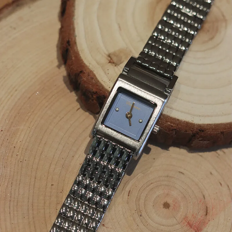 New MinimalistSquare Stainless Steel Strap Vintage WatchAntique Style TimepieceWatch AccessoriesHigh-Quality Selected Wristwatch