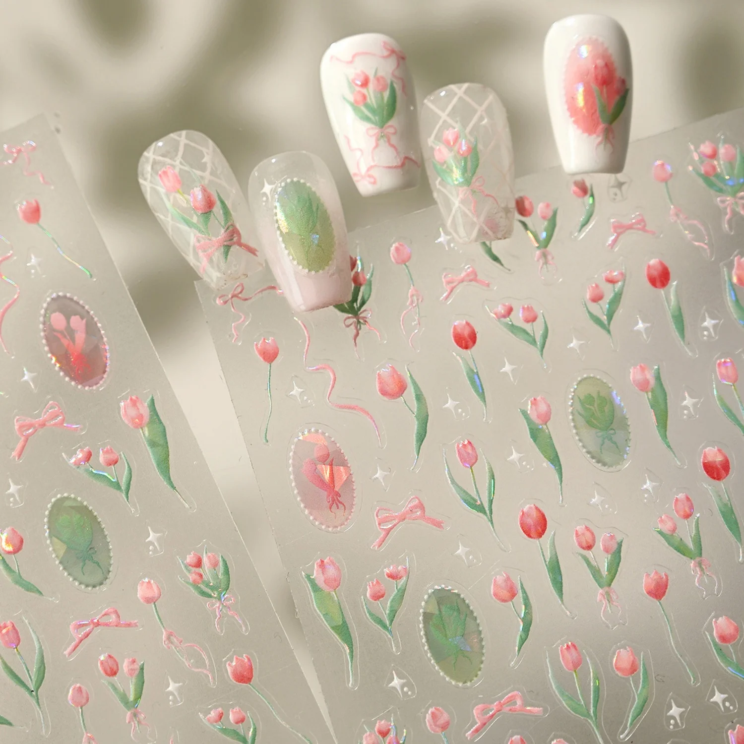 Frühlings-Tulpen 5D Nagelaufkleber Rosa Weiße Blumen Schleifenband Ovaler Rahmen Französischer Stil Selbstklebende Nagelkunst-Sticker Maniküre-Zubehör