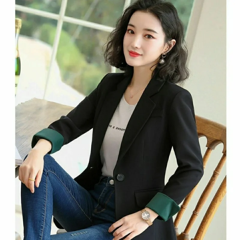 Small suit jacket female spring and autumn 2023 new Korean version of the fashion slim small red suit jacket women's wear