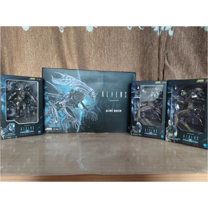 

В наличии Hiya Alien Queen Mother Queen 1:18, гигантская версия фильма, супермобильные модели игрушек