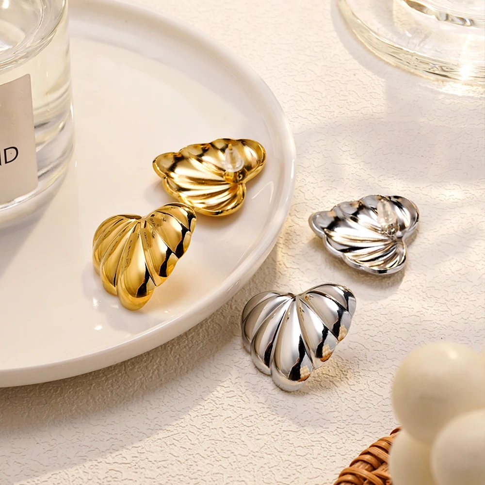 

ENFASHION Aretes De Mujer Curved Heart Leaf Stud Earrings For Women's Stainless Steel 18K Gold Plated Delicate Jewelry E251759