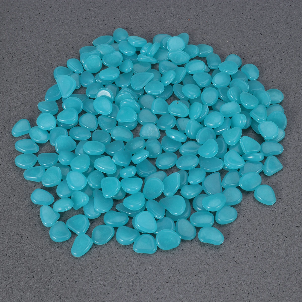 

200 pcs Glow in Dark Pebble Stones for Fish Tank Luminous Garden Yard Aquarium Gravel Ornaments Night Light Rock Landscape Decor