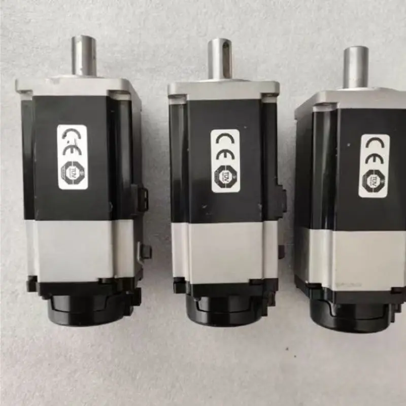 Servo motor R88M-1M40030T-BS2 400W de segunda mão testado OK e enviado rapidamente
