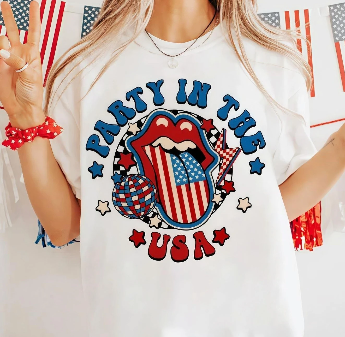

Women's Party in the USA T-shirt American Flag Lips Graphic Tee 4th of July Top