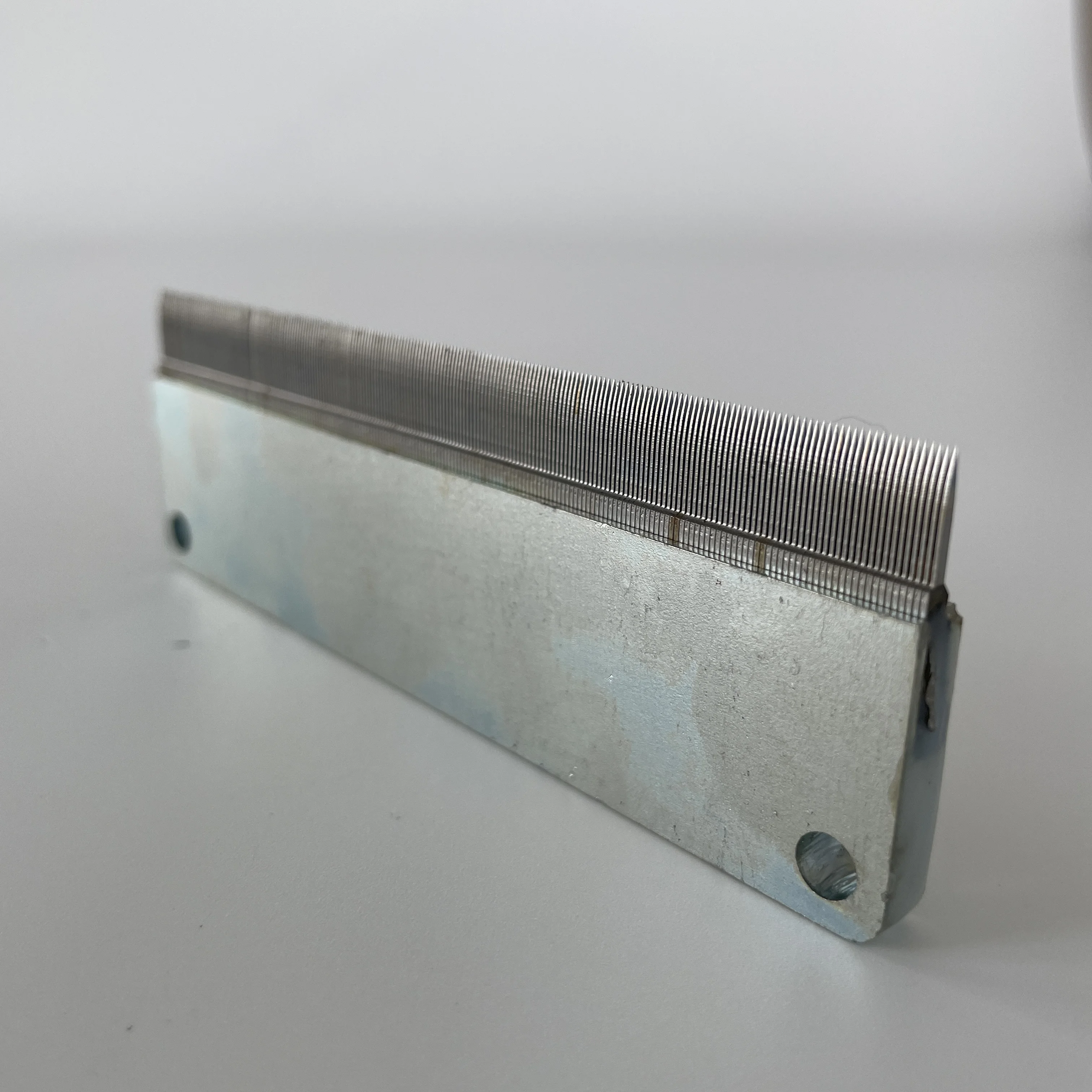 HIGH DENSITY STEEL COMB FOR MAKING INVISIBLE TAPE IN HAIR EXTENSIONS