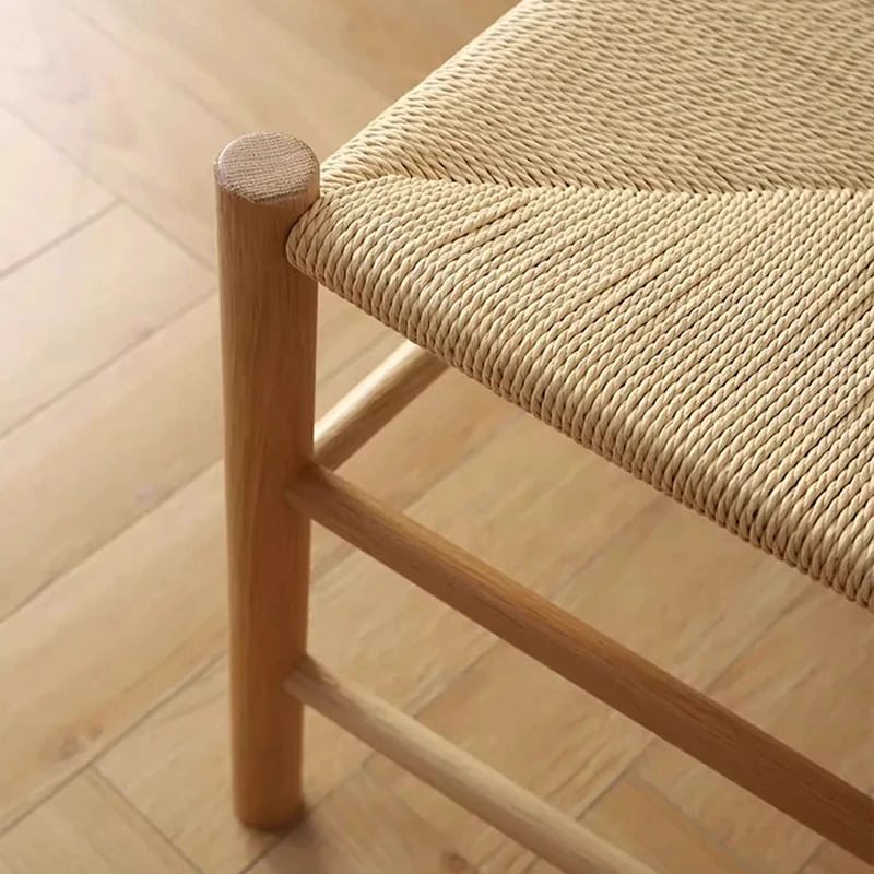 Sedia da pranzo in legno Sedie per tessitura in corda di paglia retrò Mobili interni portatili creativi Sedia da pranzo Sedie dal design artistico semplice