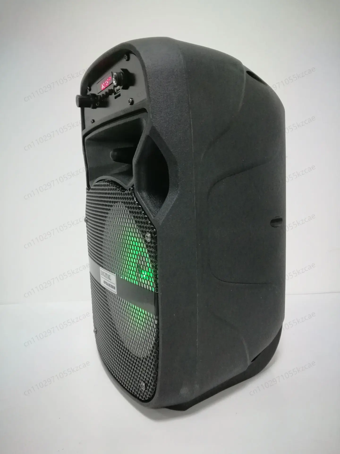 

6,5-дюймовый Bluetooth-динамик, предназначенный для развлечения кадриль