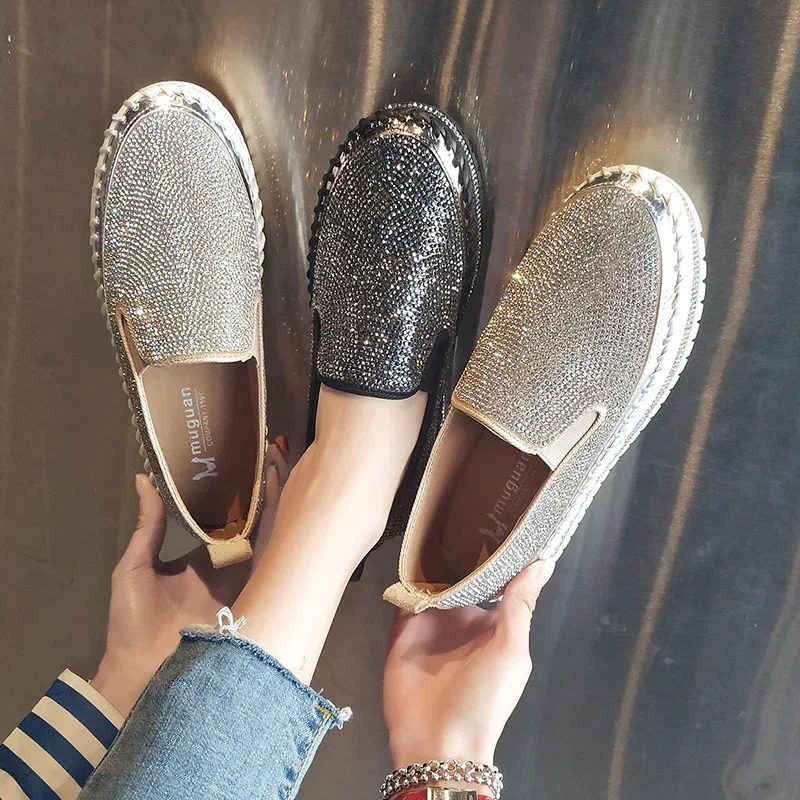 Women New Flats Crystal Ladies Glitter Bling Loafers Flat Platform Fashion Women Casual Moccasins Female Shoes Zapatos De Mujer