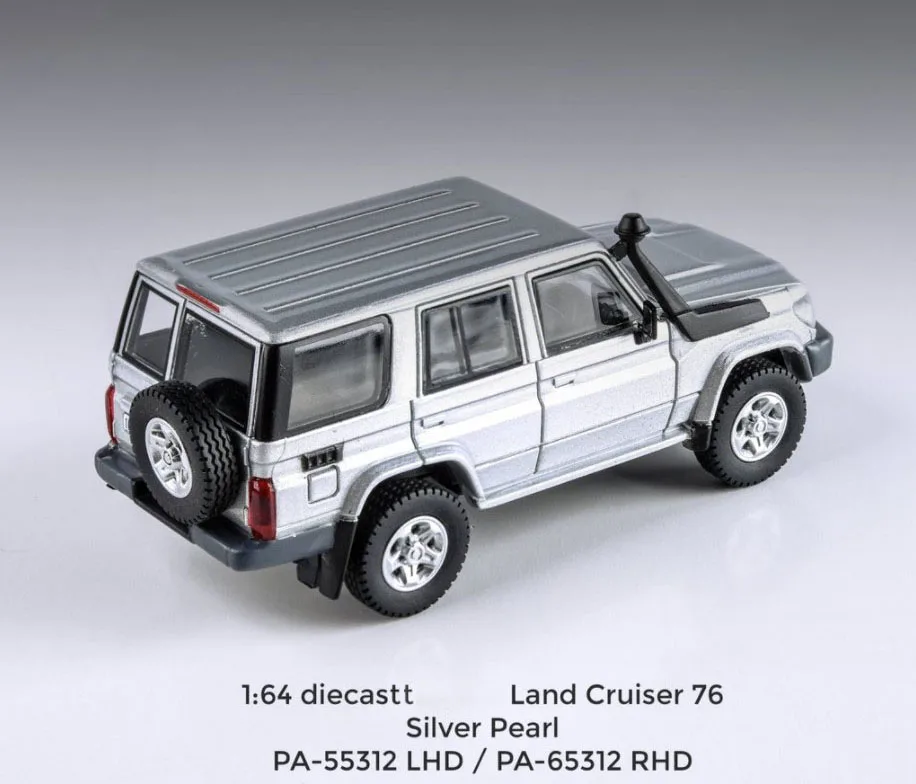 Para6464 1/64 Scale LandCruiser 76 Diecast Alloy Toy Cars Simulation Model For Collection gift