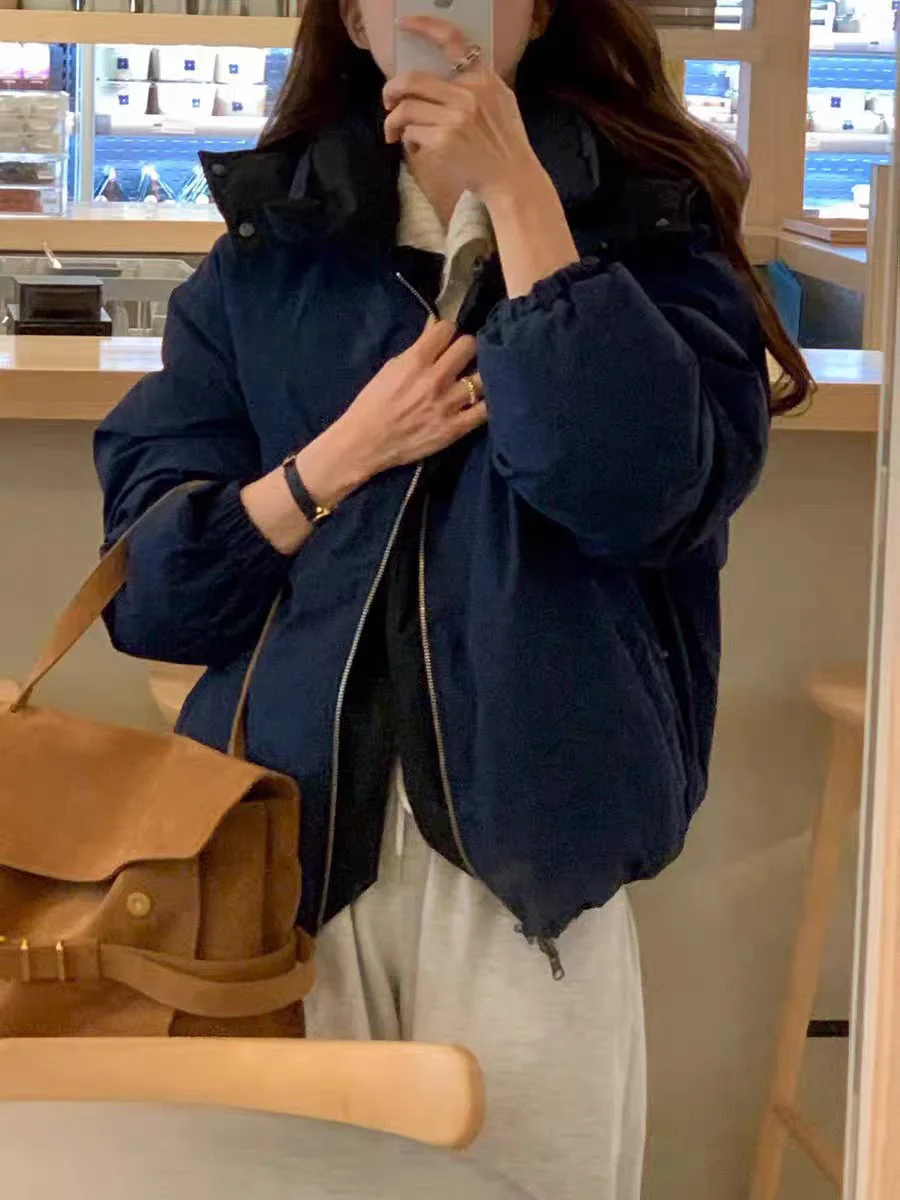   เสื้อแจ็คเก็ตขนห่านแบบสวมใส่ได้สองด้านสำหรับฤดูหนาวปี 2025 ทรงหลวม มีฮู้ด ซิป ผ้าไนลอน สไตล์ลำลอง แขนยาว