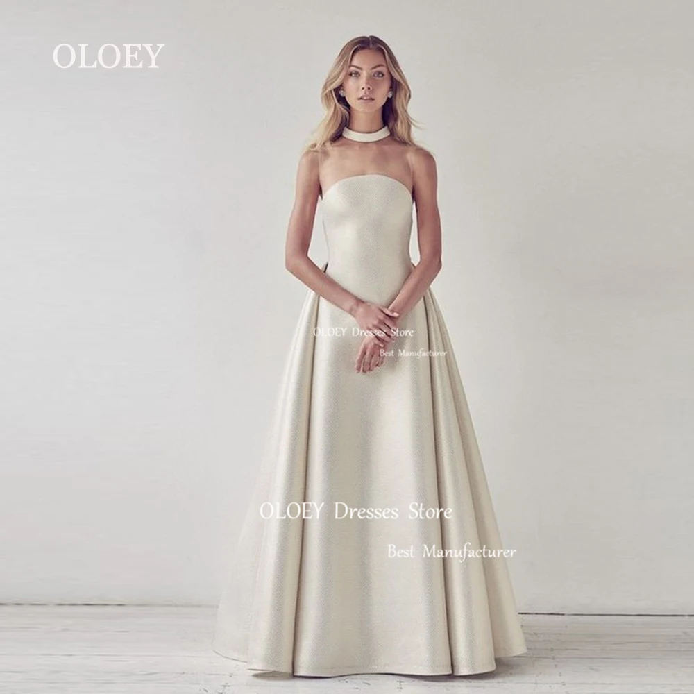 

OLOEY Modest Ivory A Line Satin Wedding Dress With Scarf Photoshoot Pleats Bridal Gown Floor Length Sleeveless Custom Made