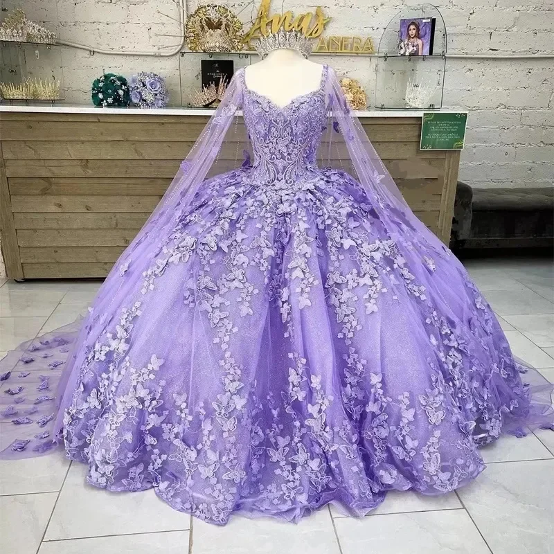 

Lavender Butterfly Quinceanera Dresses With Cape Sweet 16 Dress Mexican Lace Applique Beads Prom Gowns 2024 Vestidos De XV Anos