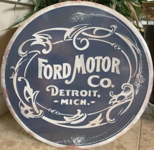 Motor Co Detroit 12