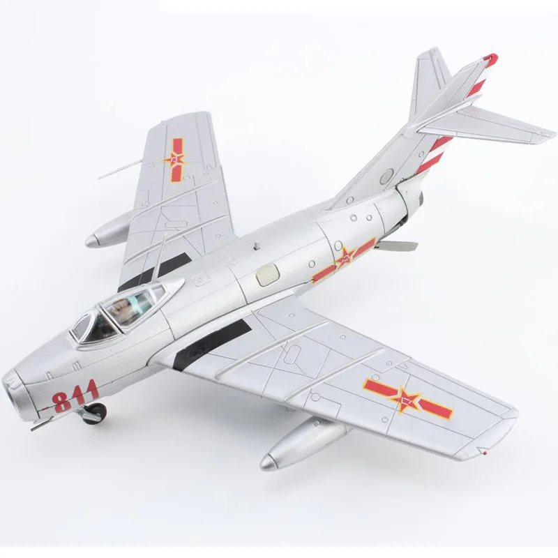 HA2421 1:72 Scale 1950 Mig 15 Fighter Aircraft Model Diecast Alloy Static Display Classic Souvenir Collection Toy Gift Nostalgia