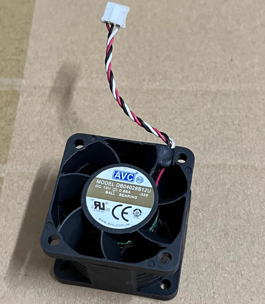 

Original New Cooler Fan for AVC DB04028B12U 4028 12V 0.66A High Air Volume 4-wire PWM Server Fan 40*40*28MM