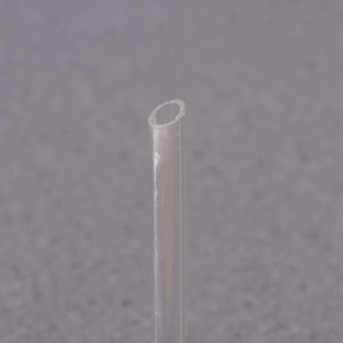 

Glass Solid Triangle Funnel Laboratory Feeding Funnel Thick High Temperature Resistant Reusable Hand Washable for Analytical