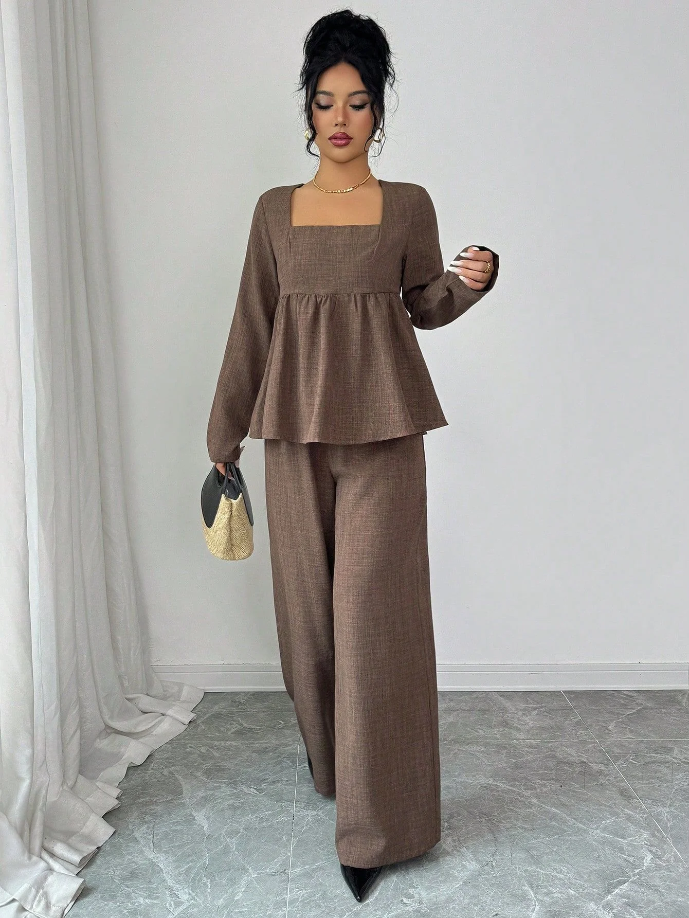 

Элегантный женский комплект из двух предметов: топ с квадратным вырезом и длинными рукавами с пэплумом + брюки с высокой талией и широкими штанинами, повседневный офисный костюм для работы