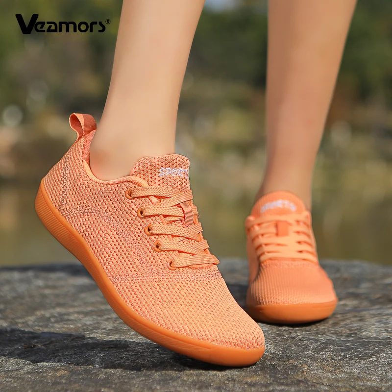 

Lightweight Wide Toe Casual Sneakers for Men Women Breathable Mesh Walking Shoes Comfortable Outdoor Running Jogging Shoes