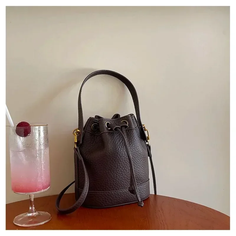 Fashion PU 2025 High Quality Bucket Handbag Solid Color Simple Fashion Crossbody Bag Soft Versatile Trendy Designer Shoulder Bag