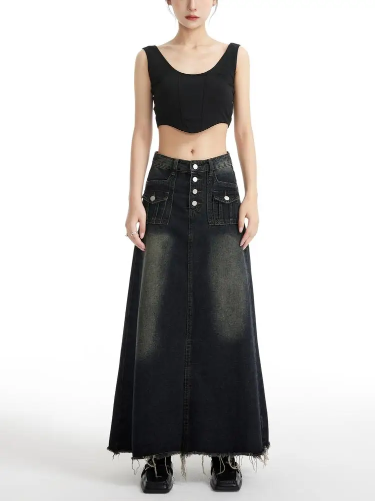 

Модная джинсовая юбка с высокой талией, дизайнерским декором и рваным краем для женщин, осенняя коллекция.