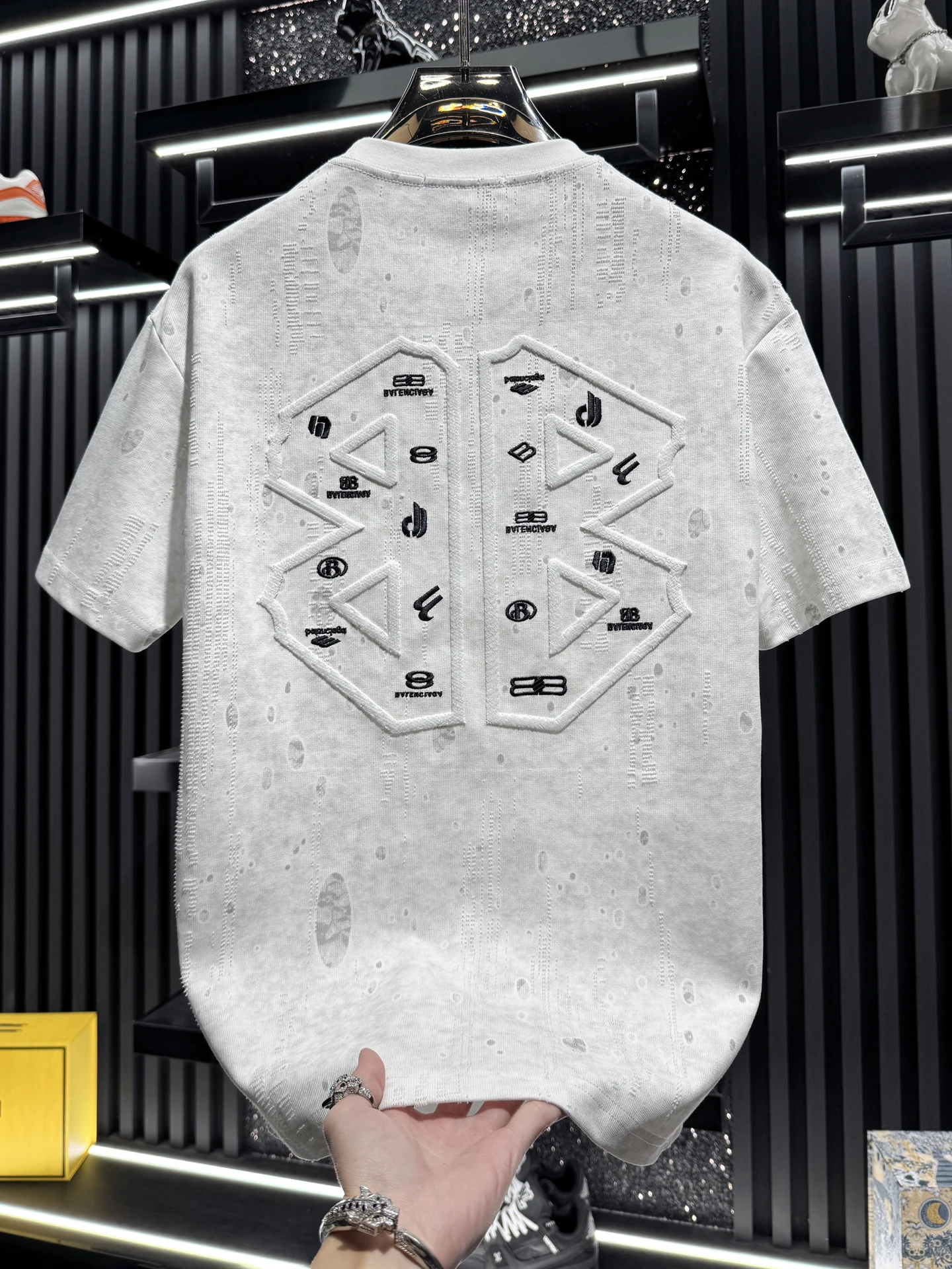 

Мужская футболка с коротким рукавом, вышивкой и эффектом тай-дай, модный американский стиль, дышащий хлопок и полиэстер