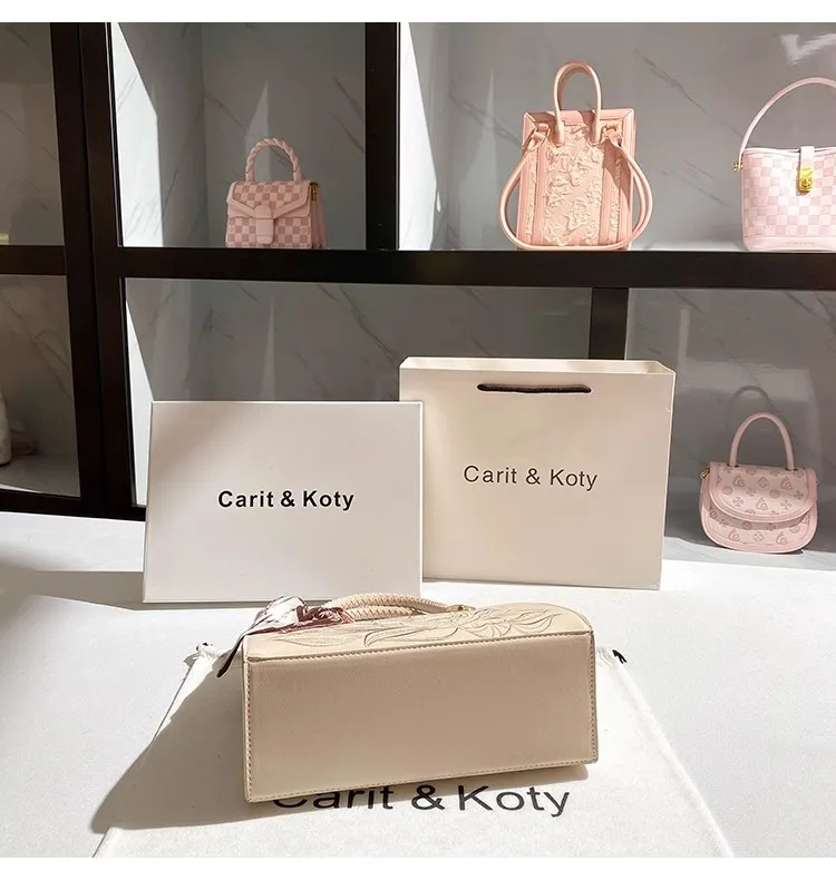 Fashion Floral Embroidery Square Bag High Quality Tote Bag Large Capacity Women's Handbag Lady Purse Shoulder Messenger Bag