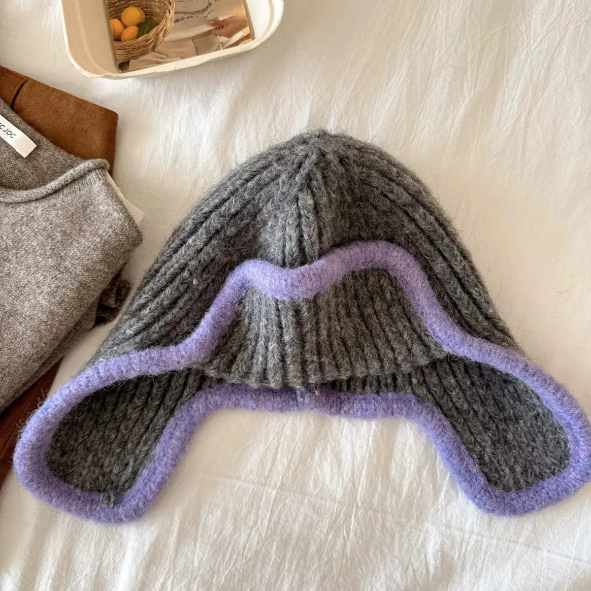 Fashion Winter Atmosphere Style Korean Knitted Wool Hat Women's Autumn And Winter Warm Ear Protection Flying Hat Ski Lei Feng