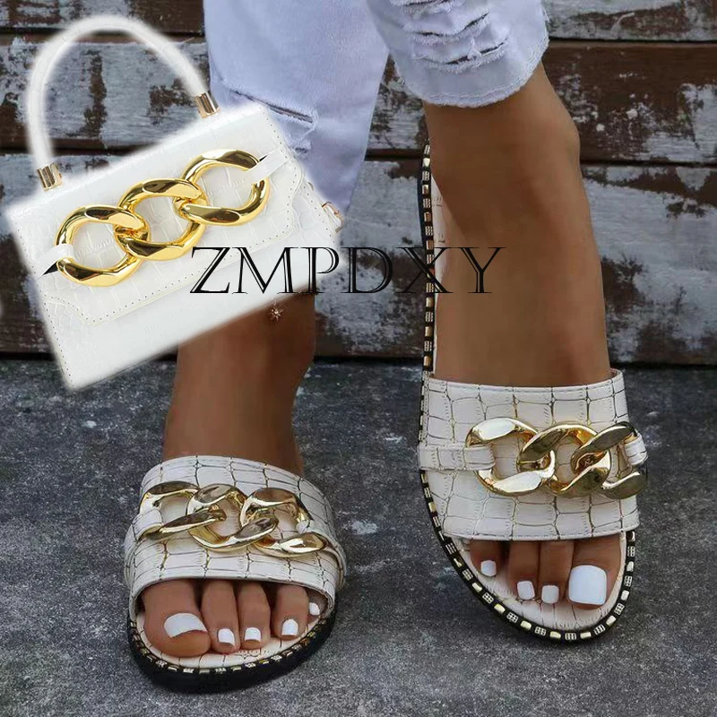 New Arrivals Designer Wholesale Summer Chain Women's Flat Slippers And Bag Set Beach Ladies Platform Sandals Matching Purse Set