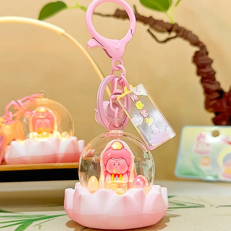 Porte-clés de couple bouddhiste de dessin animé, demi-cercle avec lumière, petit pendentif, jouets mignons, décoration de sac à dos étudiant, breloque, cadeaux créatifs