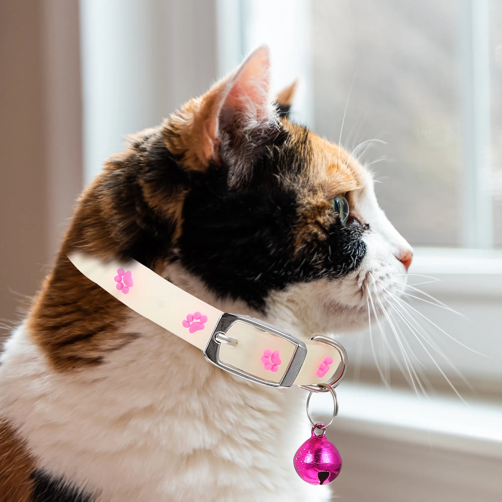 

3pcs Fluorescent Pet Collar Dog Cat Collars Silicone Anti-lost Bells Random Color Bone Comfortable
