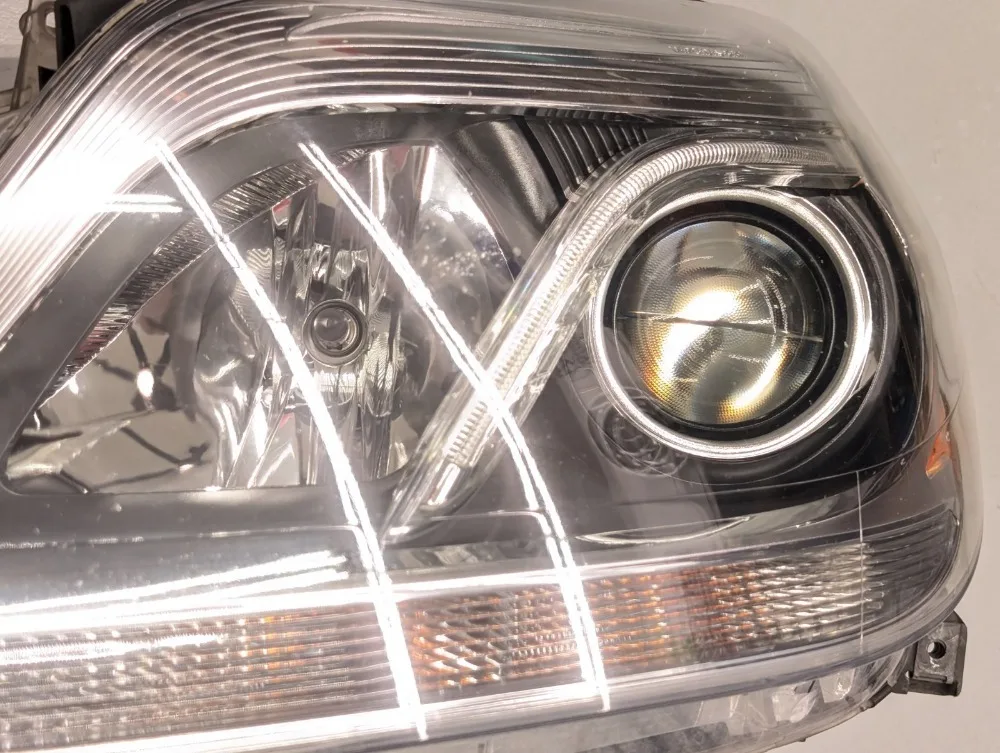 X166 GL Class 2013-2015 US Version Front Headlight Assembly Auto Lighting System OEM 1668206961 1668207061