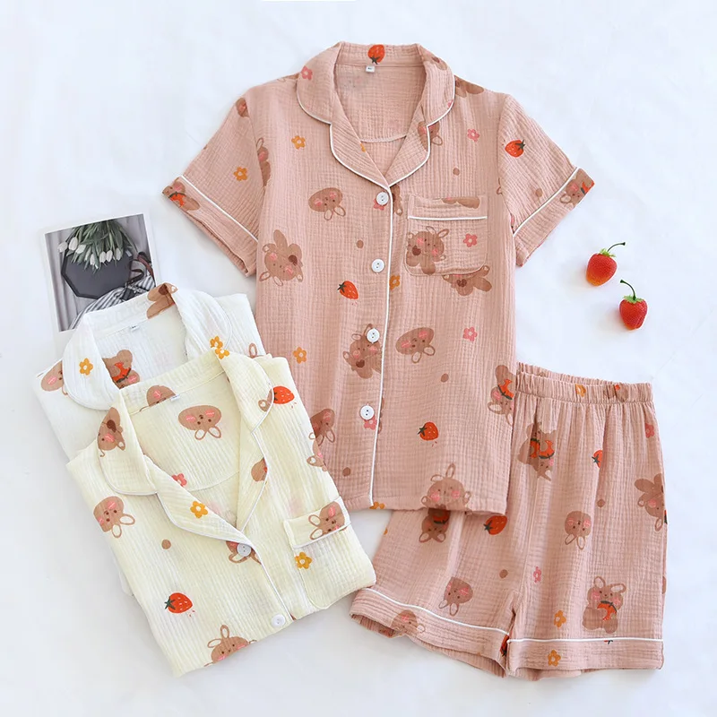 Summer/Autumn Strawberry Print Women\'s Pajamas Cotton Crepe Short Sleeved Shorts Suits Lapel Cute Loose Comfortable Home Clothes