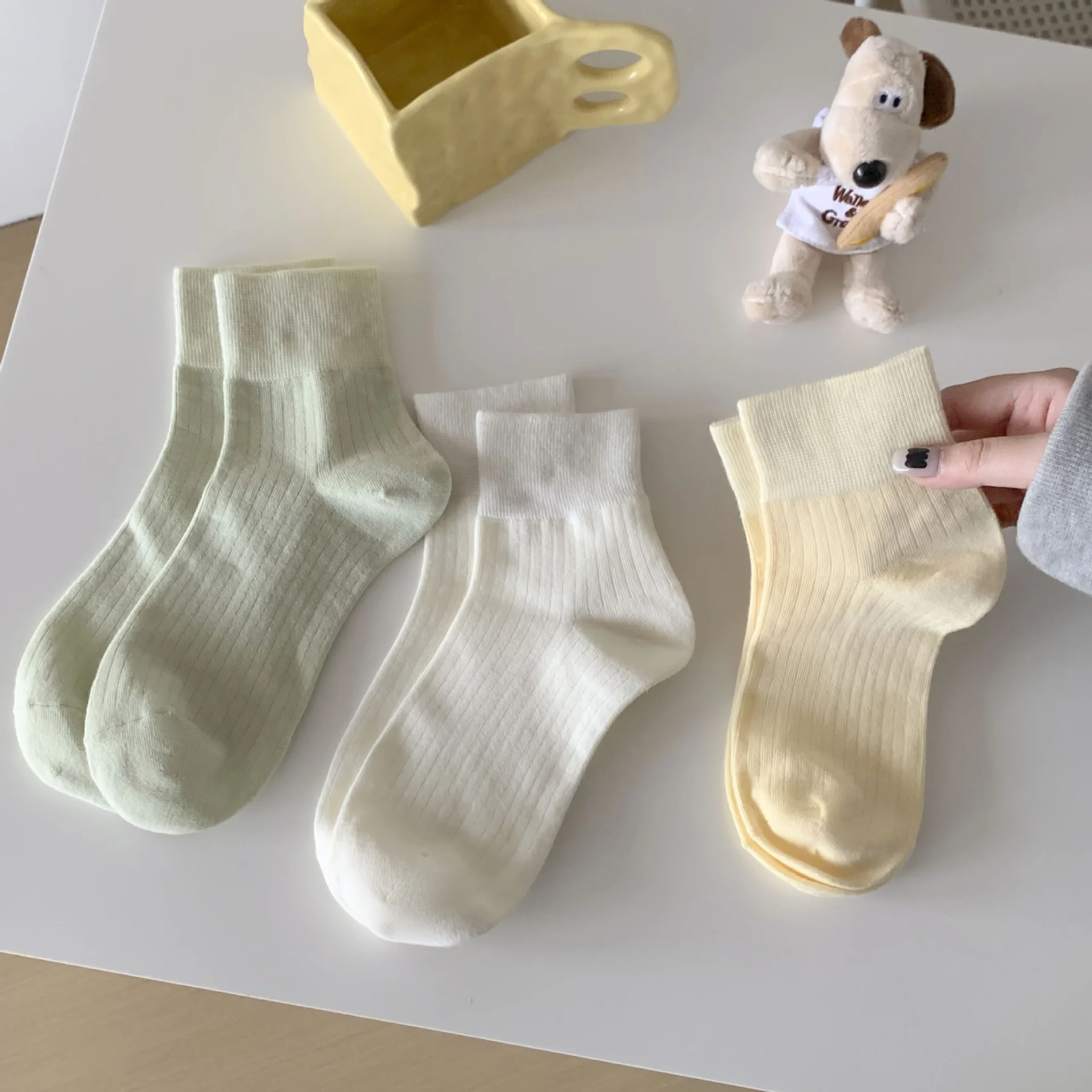 suxinaimin socks for women in spring and summer Japanese vertical striped socks cream low-top cotton socks ins trendy socks